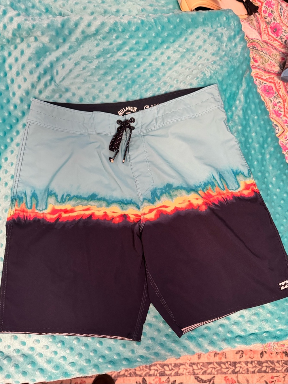 Men’s Light Swim/Boardshorts bundle!